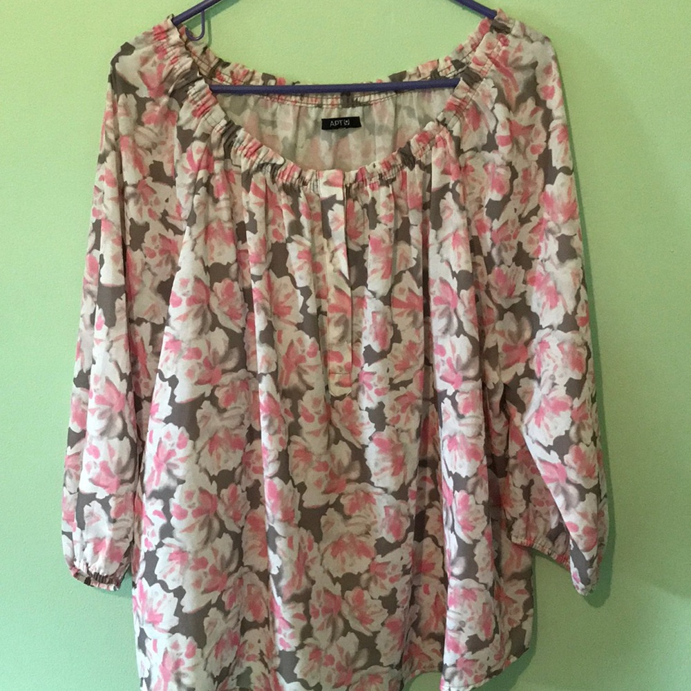 Floral 3/4 Sleeve Blouse